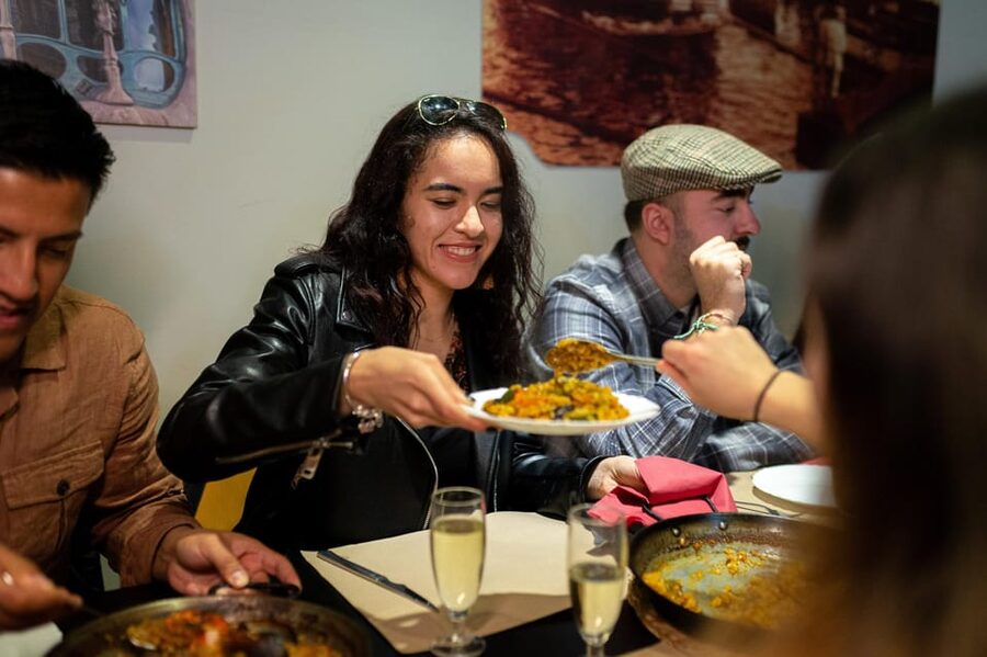 Barcelona: Tapas Tour with Food Tastings and Drinks - El Born and Santa Maria del Mar
