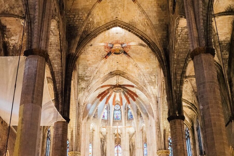 Barcelona: Tapas & Wine Private Walking Tour with Local Food - Who should book this private food walk?