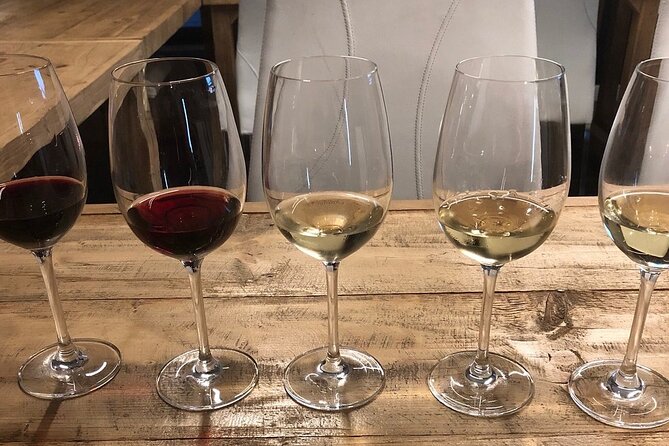 Barcelona: Wine Tasting and 5 Course Tapas Pairing Dinner - Timing, age rules, and practical details