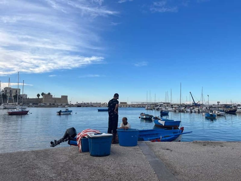Bari Sunset and Tapas: Street Food Tour with Local Guide - The octopus sandwich, simple and unmistakably Barese