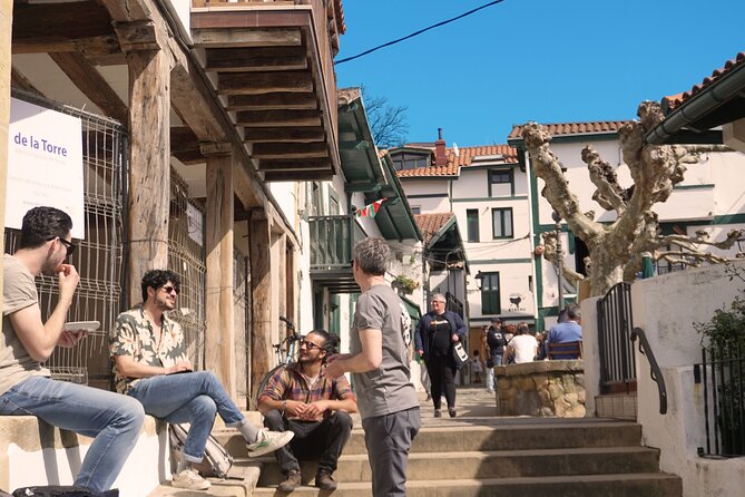 Bike tour with Pintxos & Drinks in Getxo (Scenic Bilbao Seaside) - Meeting at Baster Taberna in Getxo