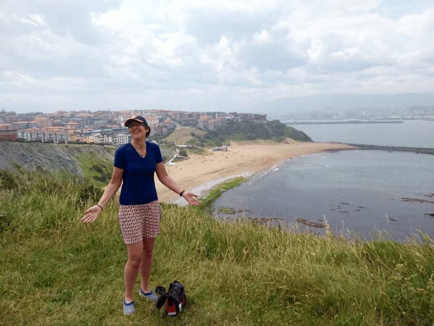 Bike with Pintxos & Drinks in Getxo. Bilbao´s scenic seaside - Puerto Viejo: pintxos with a local pause