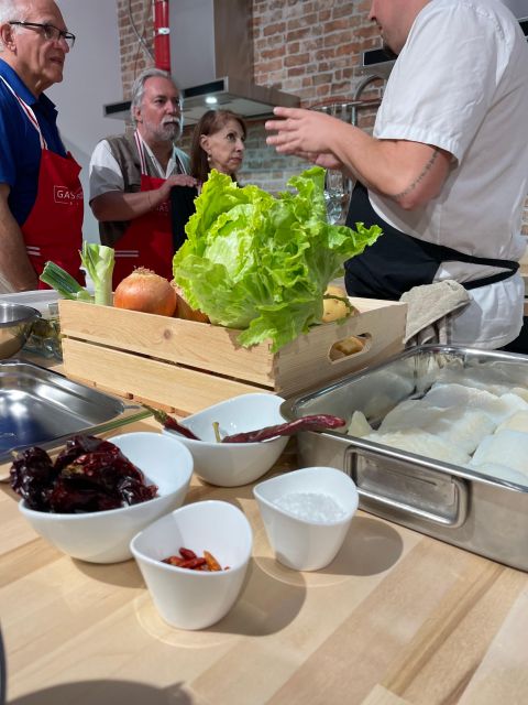 Bilbao: Basque Pintxos and Tapas Cooking Class - Who should book this Bilbao class