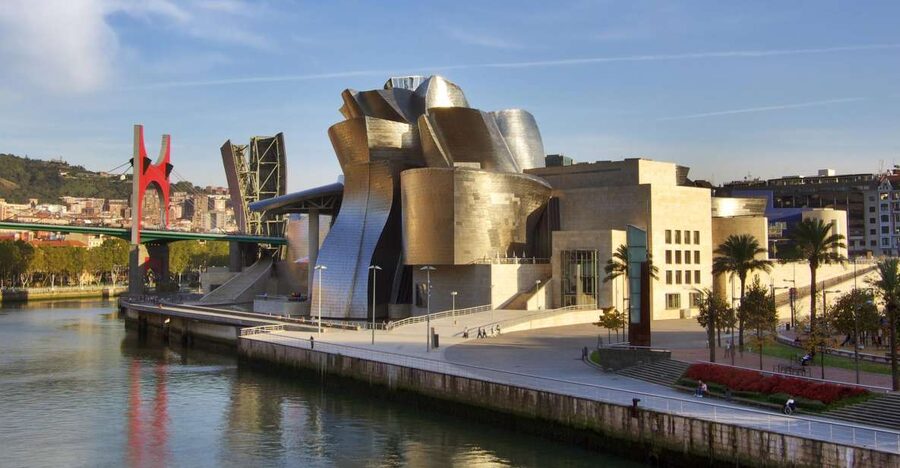 Bilbao: Classic & Modern Guided Walking Tour with Pintxos - Starting around Federico Moyúa Plaza