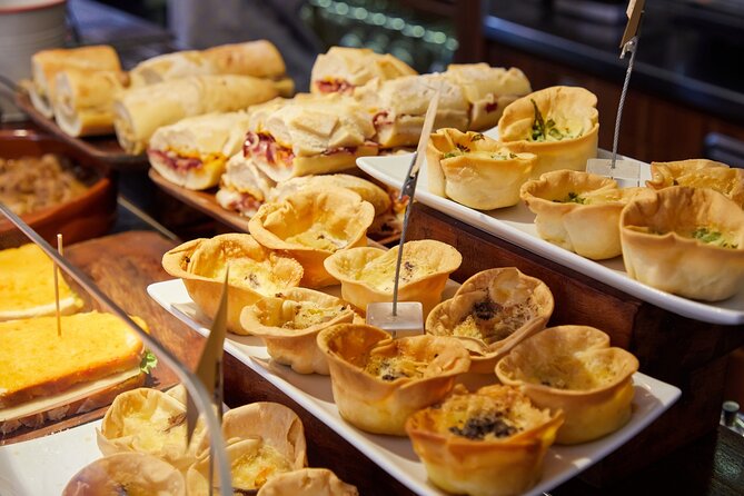 Bilbao Food Tour – Basque Gastronomy Experience - Plaza Nueva and your first pintxo