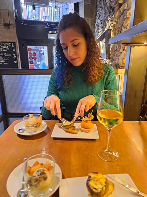 Bilbao Food Tour with Pintxos & Drinks with a Local - Key points before you book