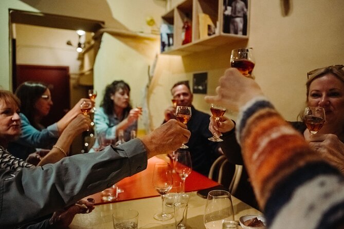 Bohemian Barcelona Neighborhood Evening Tapas & Wine Tour - Why El Born is a smart place to start your Barcelona evenings