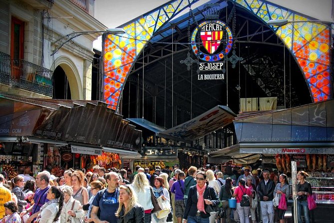 Boqueria and Santa Caterina Markets with Food and Tapas Private Walking Tour - Pintxos at a local tapas bar