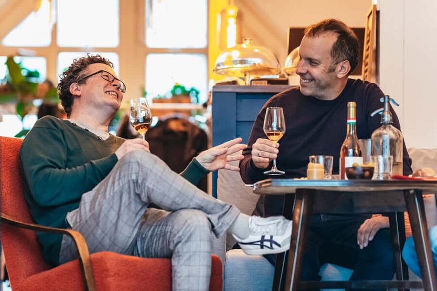 Budapest: Hungarian Wine Tasting with 8 Wines and Tapas - What the $68 price really includes
