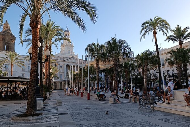 Cadiz Food Tour: Tapas, Drinks and Delights with a Local - Why this Cádiz food walk works well