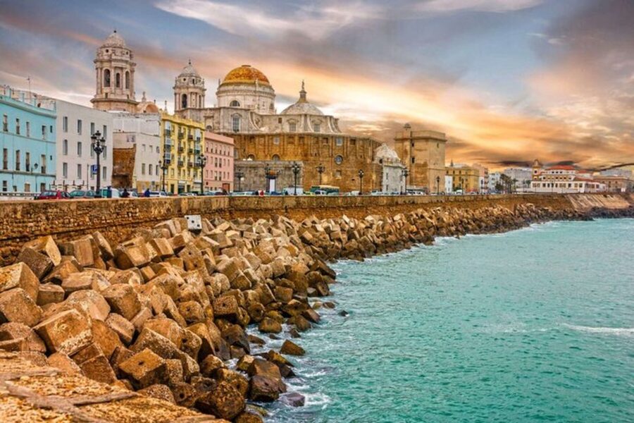 Cádiz: Local Tapas Experience - Starting on Calle Plocia