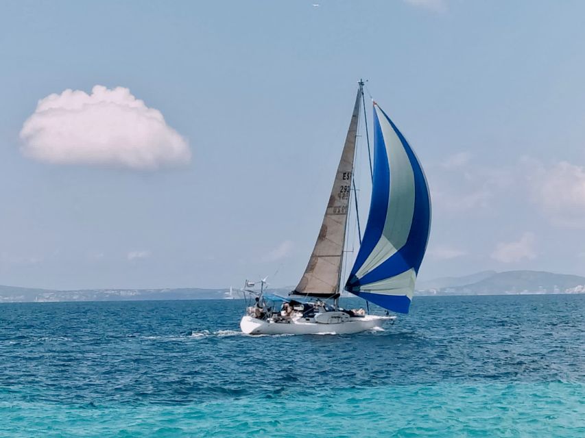 Can Pastilla: Sailboat Tour with Snorkeling, Tapas & Drinks - Why sailing Palma Bay feels different
