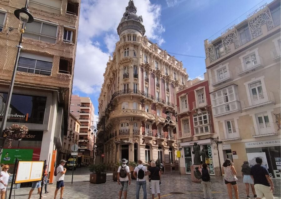 Cartagena: Guided Walking Tour with Tapas and Drinks - The second and third tapas stops