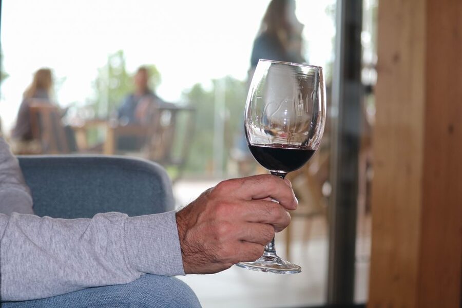 Carvoeiro/Portimão/Alvor: Wine Tour w/ Tasting, Tapas, Music - Four wines, four tapas, and a better way to taste