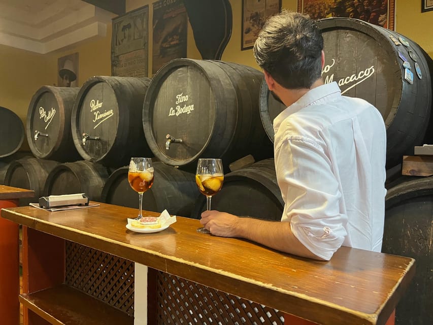Cordoba: Tapas Bars Tour With Local Guide - Meeting at the Big Clock in Corredera Market