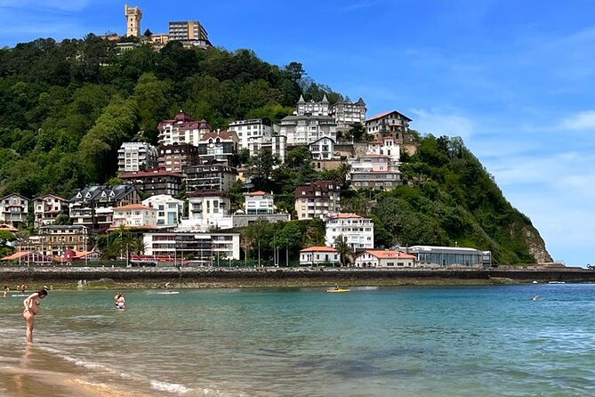 Discover the History, Market, Wine & Pintxos in San Sebastian - What the private format is worth