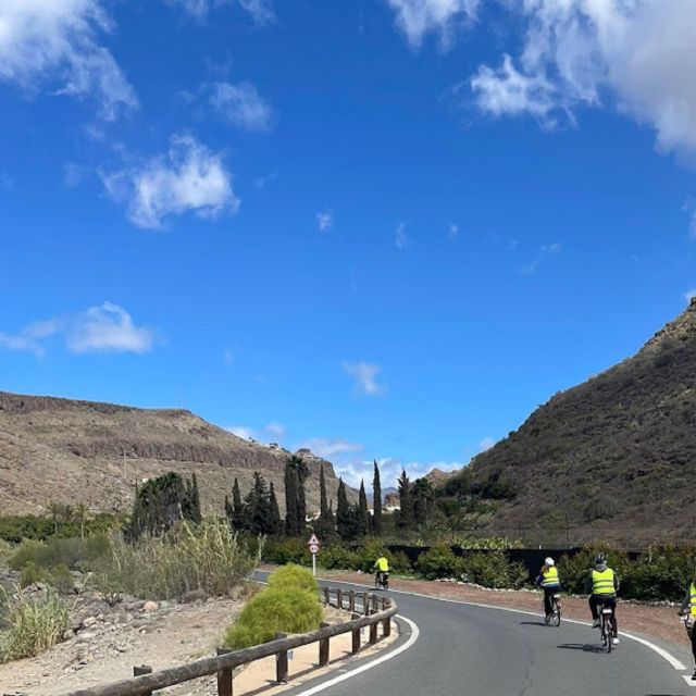 E-Bike Mountain Tour in Natural Park +Option Tapas in a Cave - Climbing through Ayagaures Valley