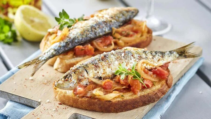 Eat Like a Local: Hidden Gràcia Catalan Tapas Tour Barcelona - Bar Bodega Can Ros: classic Catalan comfort food