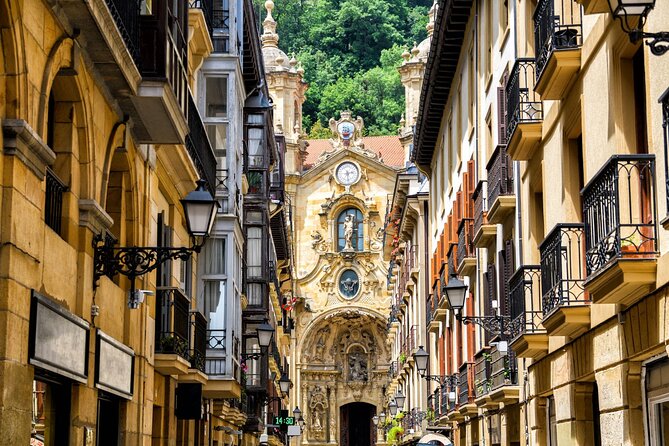 Eating San Sebastian: Beyond Pintxos Tour - Why this food walk is different from a standard pintxos crawl