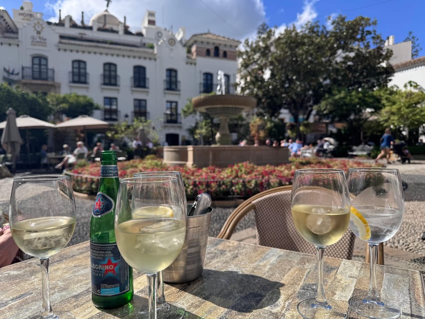 Estepona old town tour with tapas tasting - Starting beside the Estepona promenade