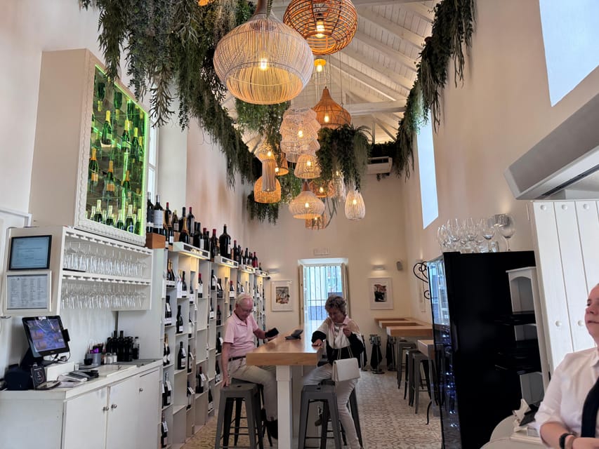 Estepona old town tour with tapas tasting - The guide makes or breaks the experience