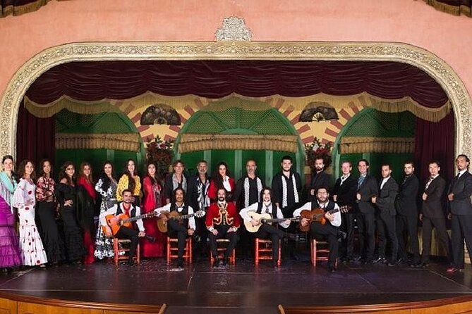Flamenco Show and Dinner in Seville - The 90-minute performance, from quiet beginnings to Carmen