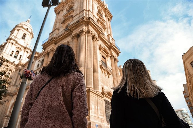 Flamenco, Tapas and Wine Tour: Best of Málaga in one Evening - What the included food and drinks really mean