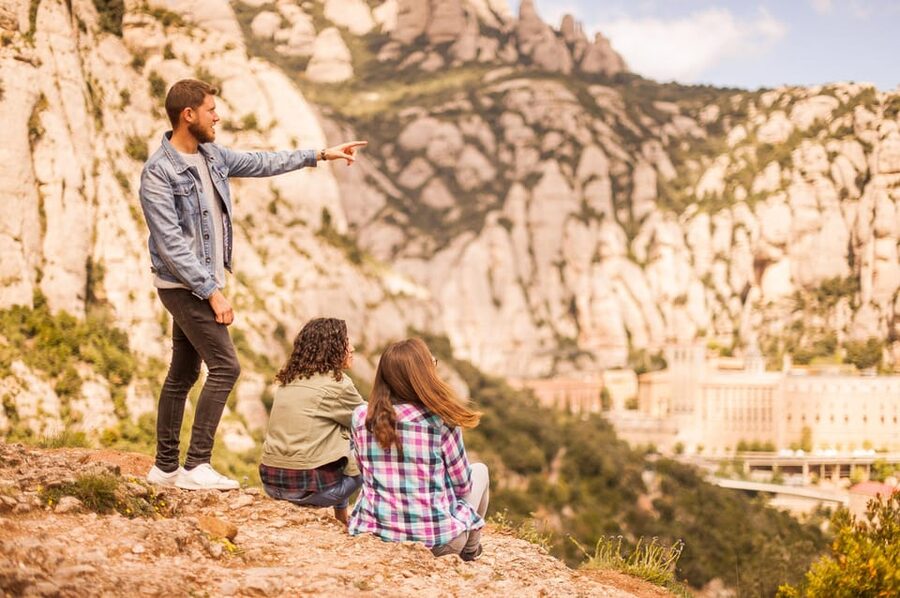 From Barcelona: Montserrat Half-Day Wine and Tapas Trip - Practical details that can save your day