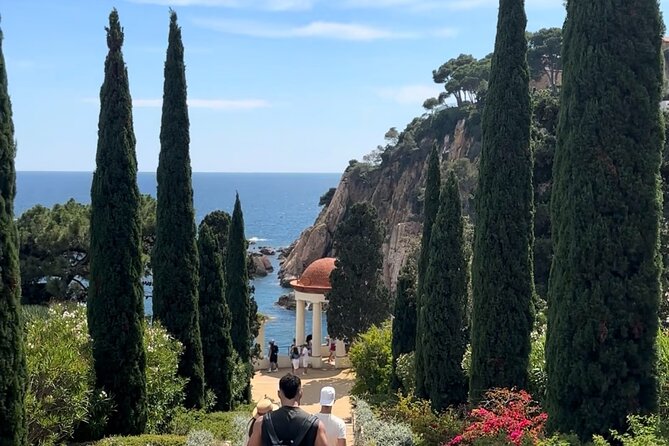 From Barcelona: Wine Tasting & Tapas + MARIMURTRA Garden + Blanes - Why this Barcelona day trip works