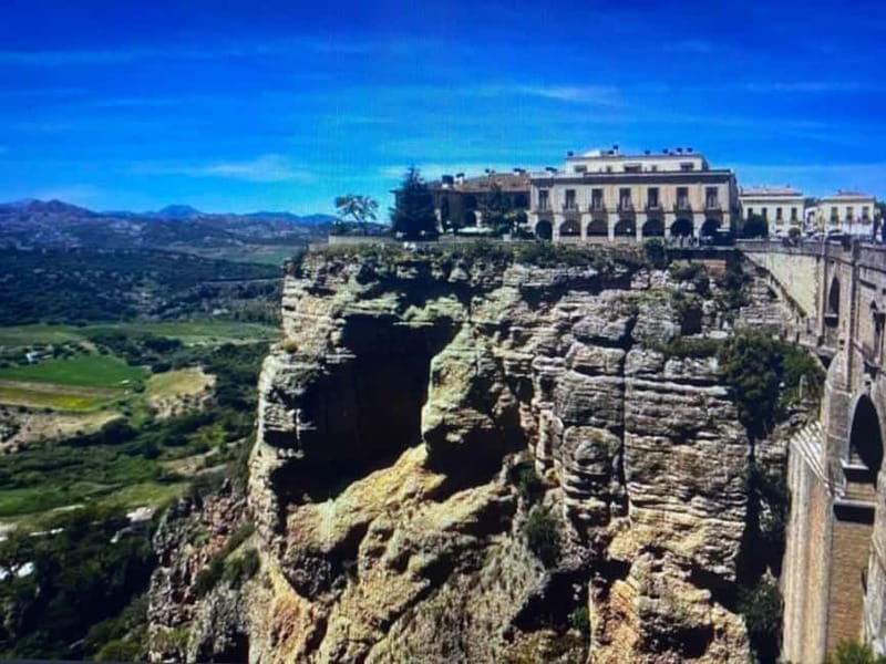 From Estepona: Ronda, private transport, cafe, bullring, tapas, drinks - Is $220 per person good value?