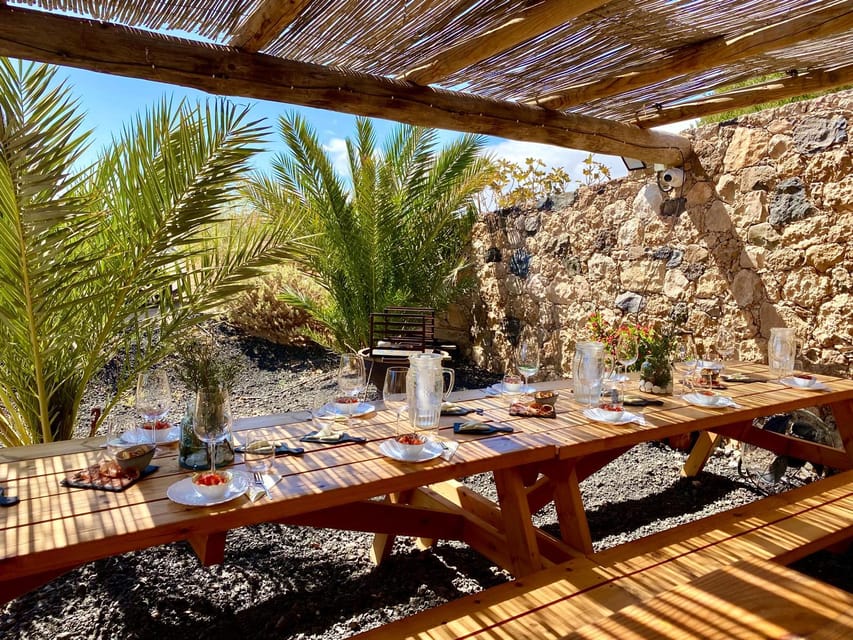 Fuerteventura: Tapas and Local Life Guided Tour - Majorero goat cheese and the island’s best-known animal