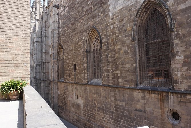 Gothic Quarter Insights & Tapas Experience - Plaça Sant Felip Neri, the quietest pause