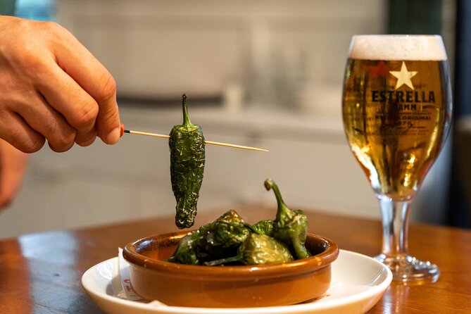 Gourmet Tapas and Wine Tour in Palma de Mallorca - Plaça de la Reina and the final stop