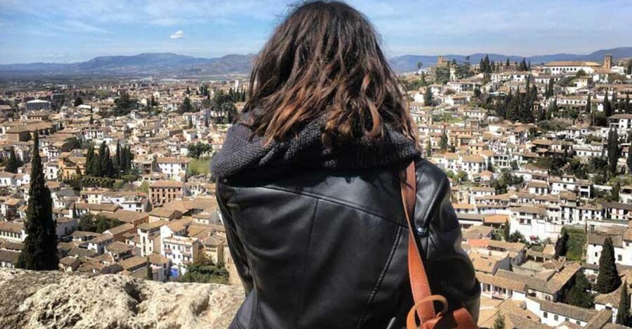 Granada Albaicín: 2.5-Hour Tapas & Drinks Walking Tour - Why the Albaicín works so well for a food walk