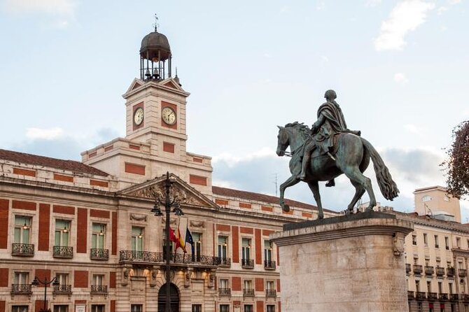 Guided Tapas and Flamenco in Madrid - One Madrid tapas dinner at a local bar
