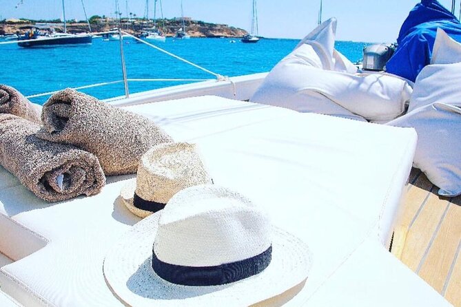 Ibiza: Private Sailboat with Tapas, Open Bar & Music - Why This Private Boat Trip Works Best for Groups