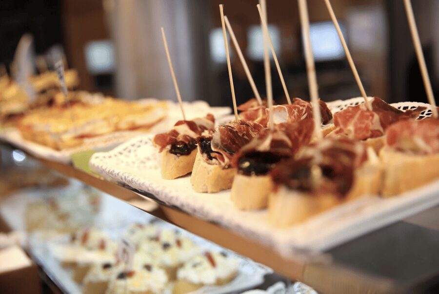 Ibiza’s Sunset Strip Tipsy Tapas Tour - A friendly choice for solo visitors
