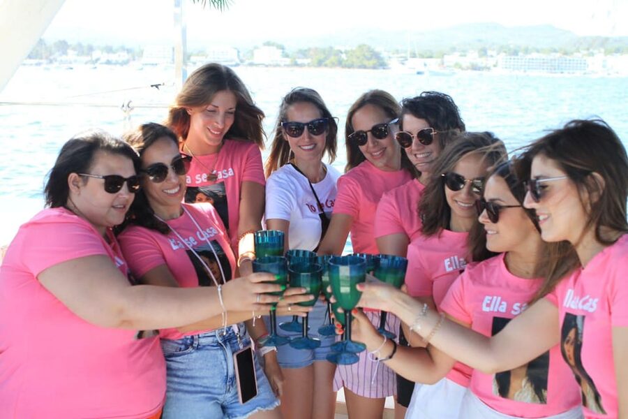 Ibiza: Sunset Boat Tour with Water Sports, Open Bar & Tapas - Port d’Es Torrent and the second chance to relax