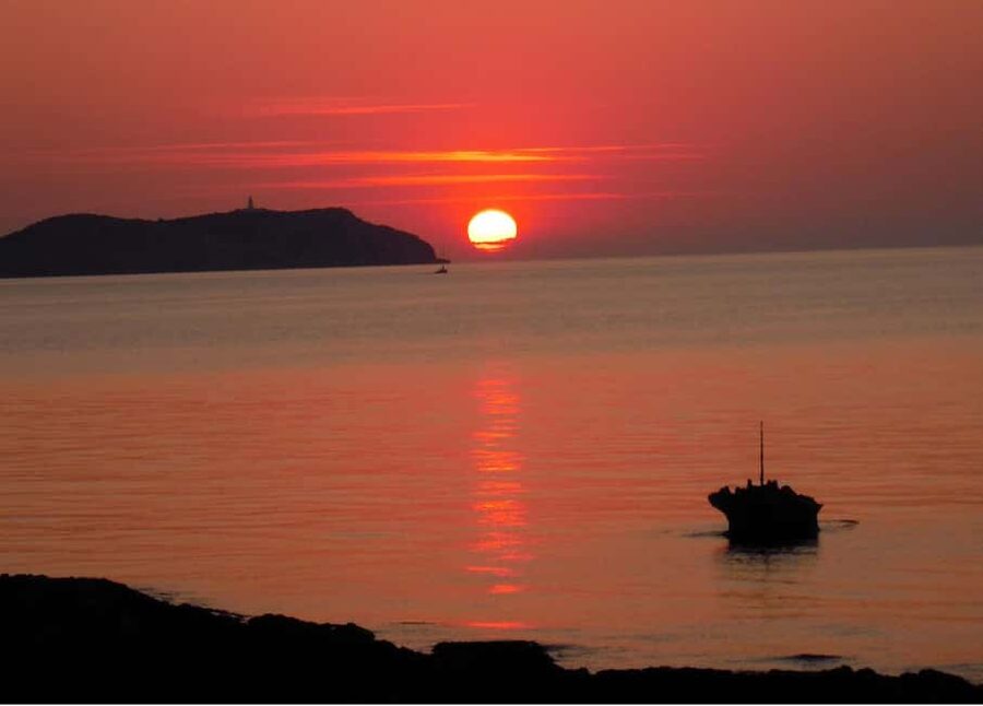 Ibiza: Sunset Private Sailboat with Tapas & Premim Open Bar - Why this private Ibiza cruise feels different