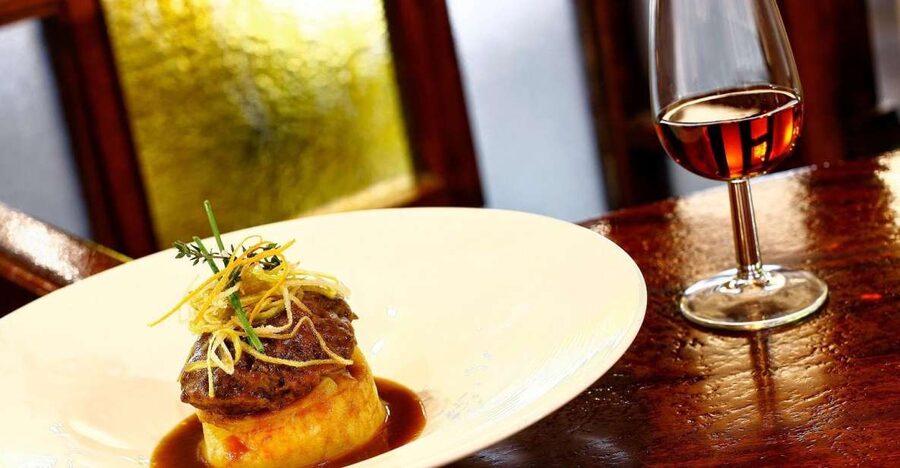 Jerez: Traditional Tapas Tour - Starting at Arenal Square in Jerez