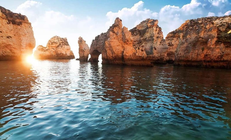 Lagos: Private Luxury Cruise with Tapas and Drinks - Setting out from Marina de Lagos