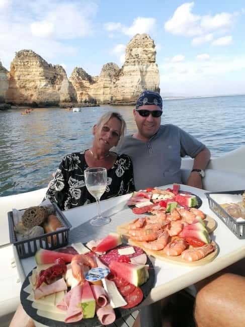 Lagos: Private Luxury Cruise with Tapas and Drinks - What the private price really buys