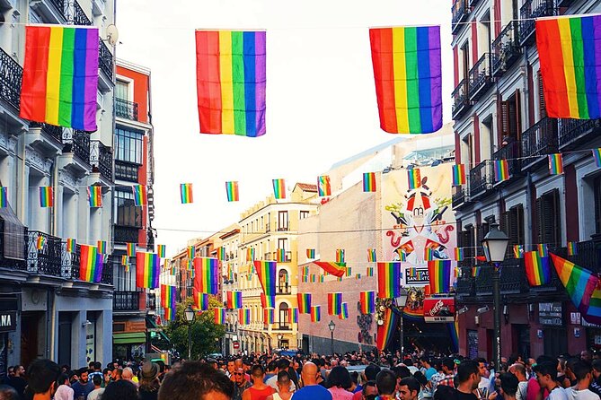 LGBTQ District Tapas & Drinks Trail in Madrid - Group Size, Timing, and Comfort