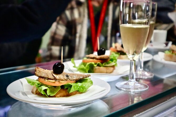 Lisbon Food Tour with 10+ Tastings of Local Delicacies & Wines - Mouraria, the first taste of old Lisbon