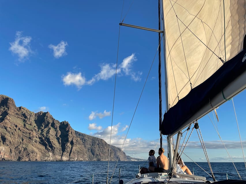 Los Gigantes: Private Sailing Tour with Swim, Drink, & Tapas - Choosing three hours or eight