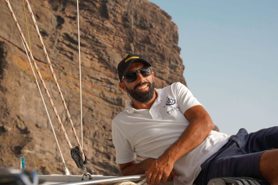 Los Gigantes: Sailing Excursion with Swimming, Drink & Tapas - Tapas, drinks, and the value of the $82 price