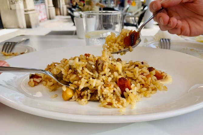 Lunchtime Tapas Tour in the Eixample with The Barcelona Taste - Why Eixample makes a good food tour setting
