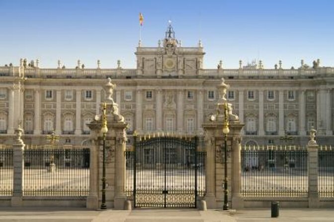 Madrid: 3 hour Guided Highlights Bike Tour with Optional Tapas - Key points to know before you book