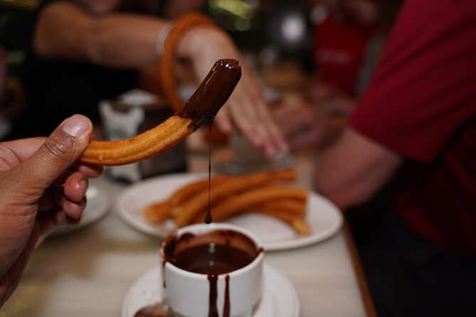 Madrid by Night: Tapas Crawl, Local Drinks & Hidden Gems - Guides, group size, and the human factor