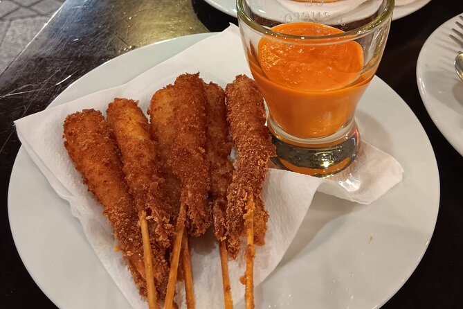 Madrid Food Tour: Tapas, Drinks and Delights with a Local - A Madrid food walk built around classic dishes